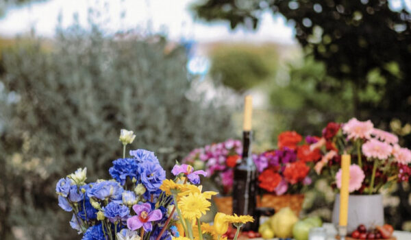 Colored photo – flowers on the table